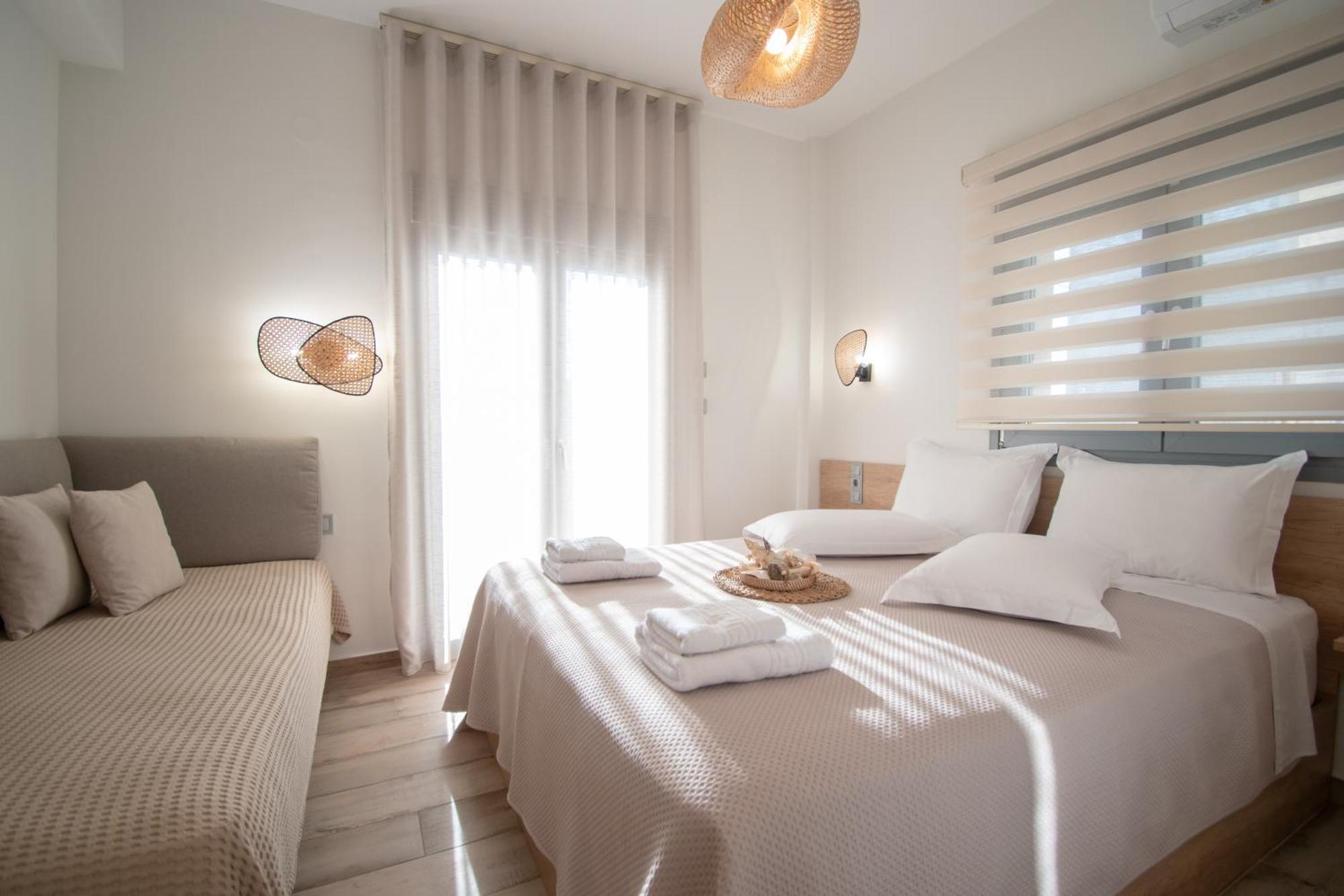 Magdalena Seaside Apartments Неа-Рода Екстер'єр фото