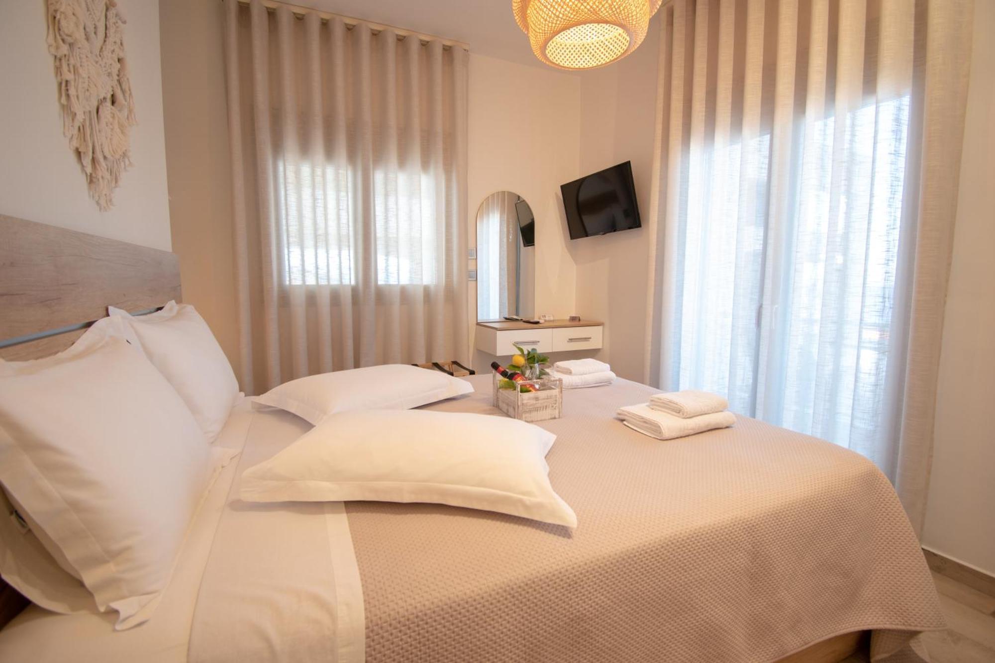 Magdalena Seaside Apartments Неа-Рода Екстер'єр фото