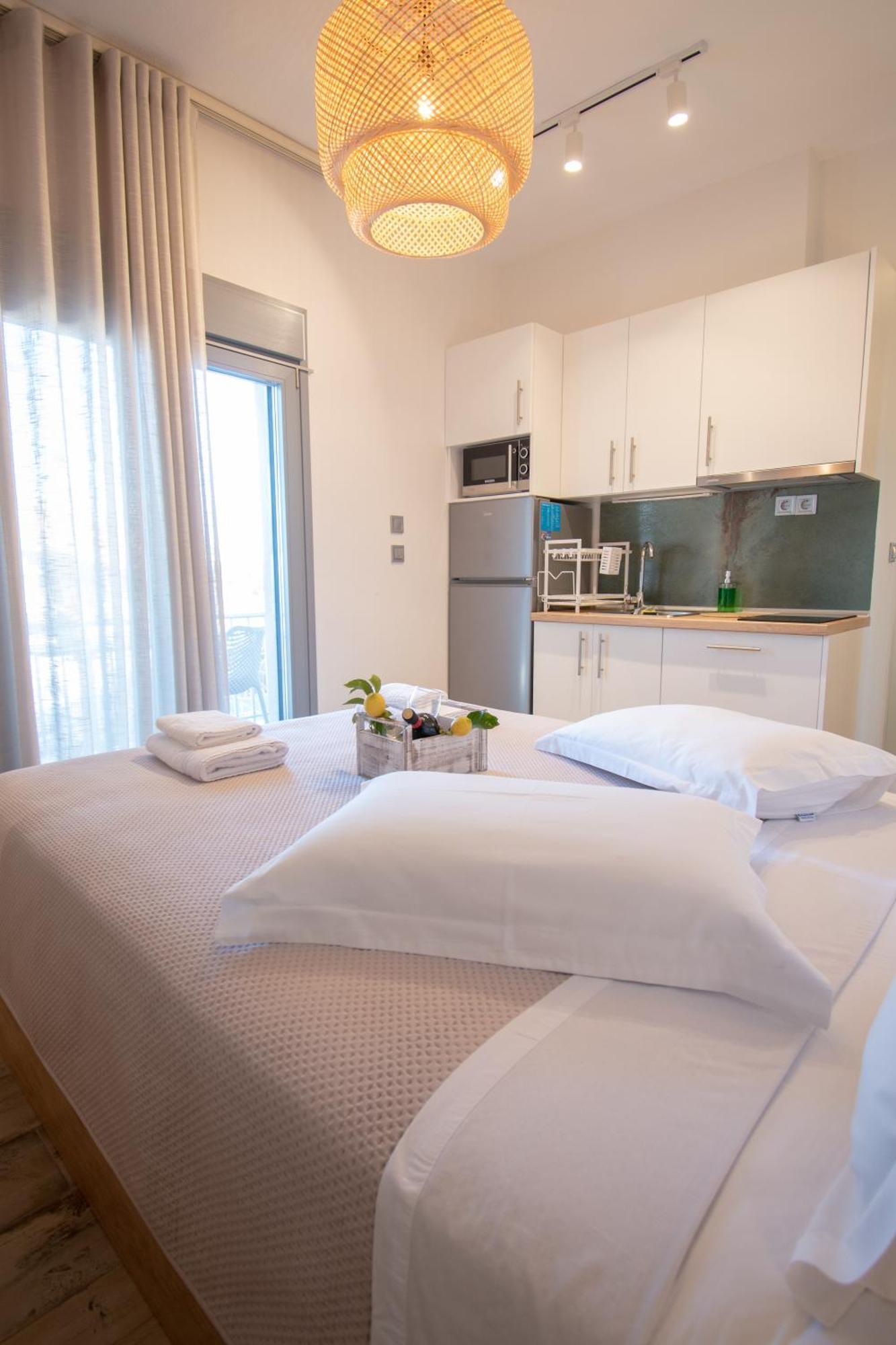 Magdalena Seaside Apartments Неа-Рода Екстер'єр фото