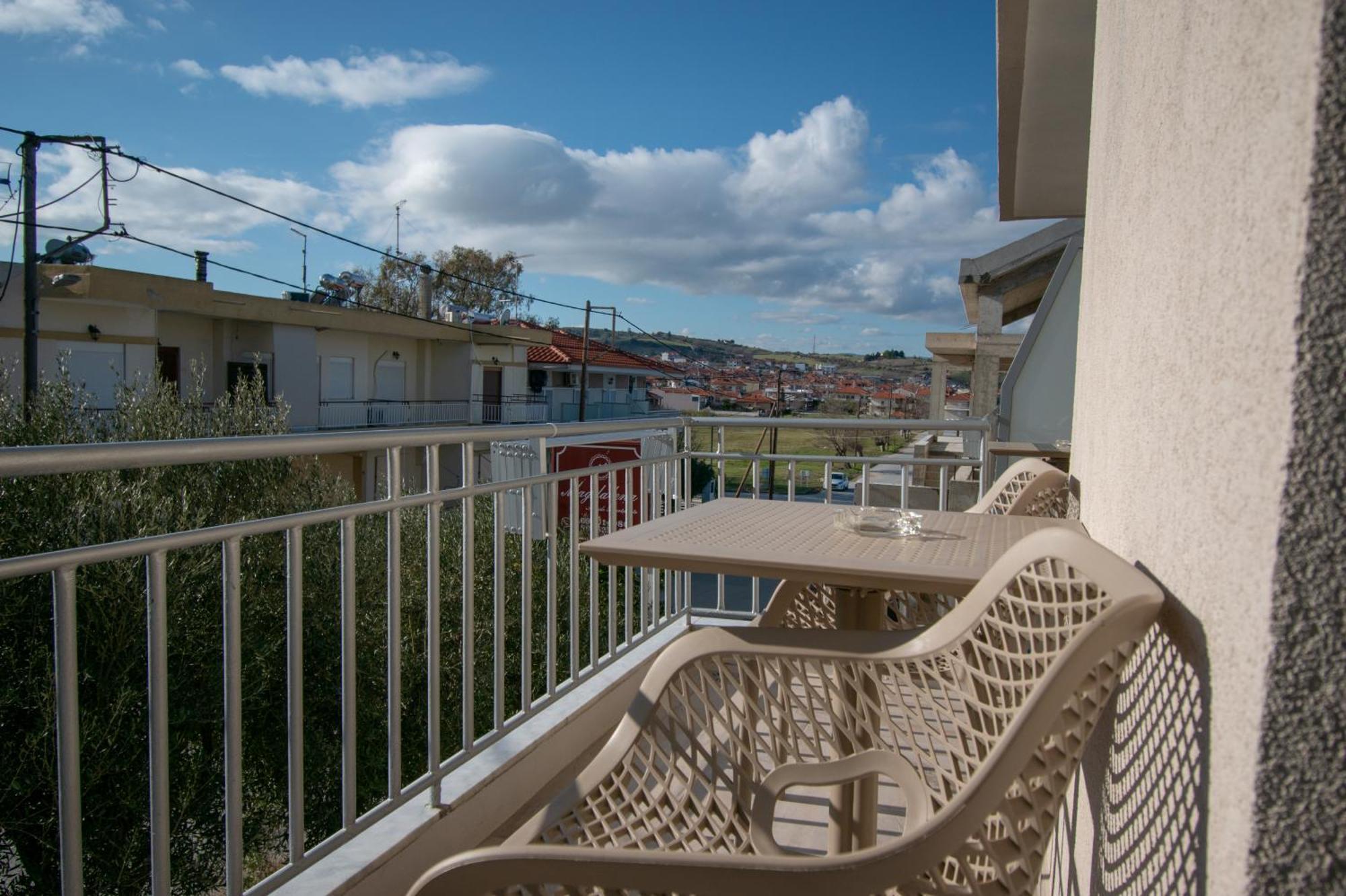 Magdalena Seaside Apartments Неа-Рода Номер фото